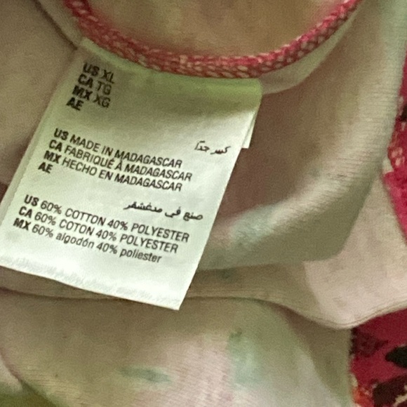 NWT Floral Turtleneck Blouse - Picture 3 of 5